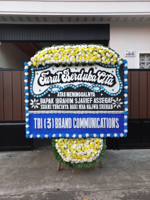 Papan Bunga Duka di Cisauk